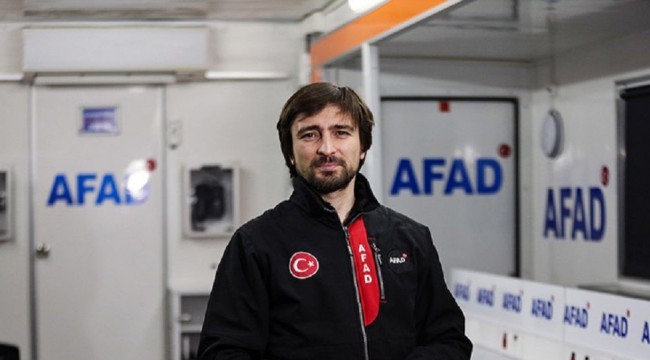 AFAD Başkanı Güllüoğlu: Elazığ'daki afetzedelere en doğru yardım türü nakdi yardımdır