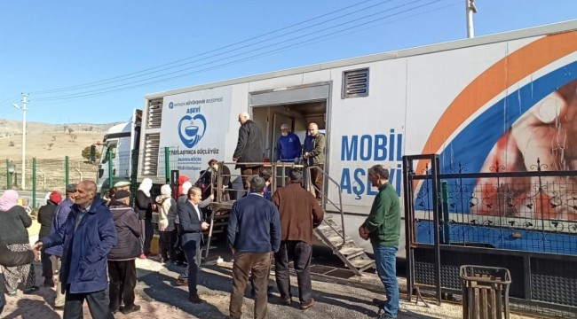 Antalya Büyükşehir ekipleri deprem bölgesinde