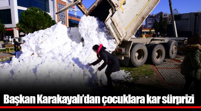 Başkan Karakayalı’dan çocuklara kar sürprizi