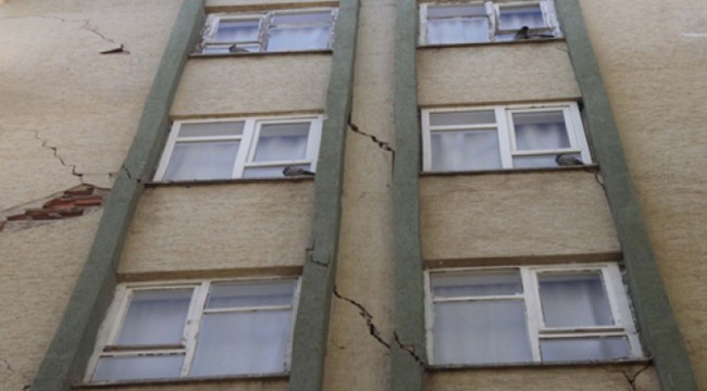 Binaların gözle kontrol edildiği en basit deprem testleri 3 bin liradan başlıyor