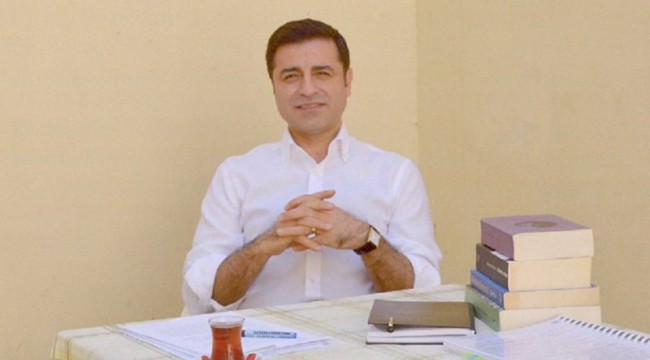 Demirtaş: Türkiye toplumunun ezilenleri, demokrasi yanlıları bugünlerde bir araya gelemiyorsa, bir daha asla bir arada duramaz
