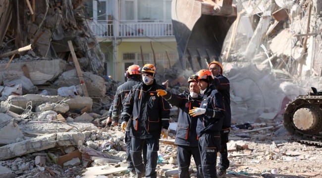 Elazığ depremindeki can kaybı 40'a yükseldi