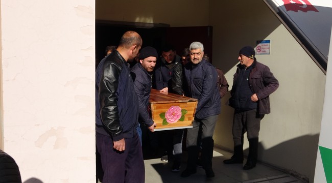 Endoskopi için ayakta geldiği hastaneden cenazesi çıktı