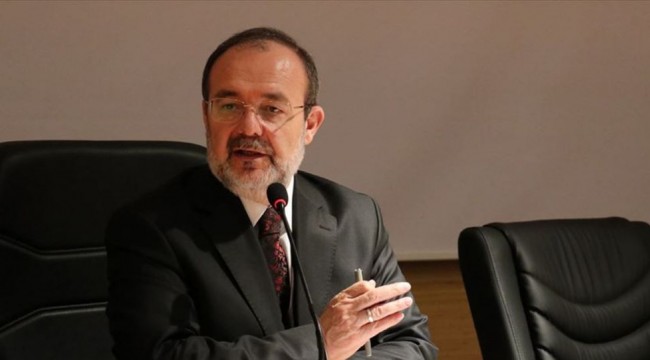 Eski Diyanet İşleri Başkanı Görmez'den Bilim ve Sanat Vakfı'na kayyum atanmasına tepki