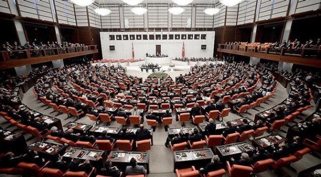 Libya tezkeresi Meclis'te kabul edildi