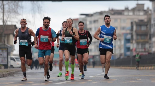 40. Uluslararası Trabzon Yarı Maratonu’nu koşuldu