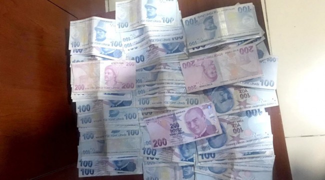 Abdest alırken 10 bin lirasını çaldırdı