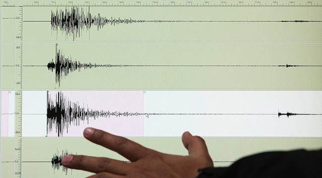 Akdeniz'de 4,3 büyüklüğünde deprem