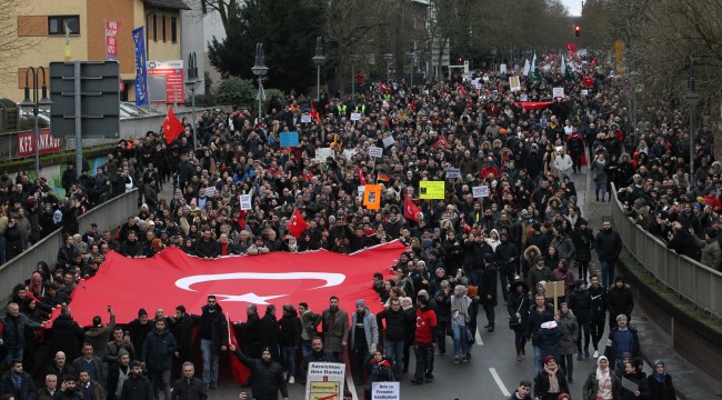 Berlin Büyükelçisi Aydın: "İslam Karşıtlığıyla Mücadele Özel Temsilcisinin de atanması lazım"
