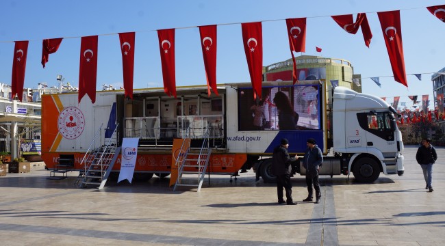 Deprem Similasyon Tırı’nda deprem anını yaşadılar