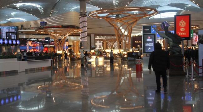 İstanbul Havalimanı Arap turistlerin alışveriş merkezi oldu