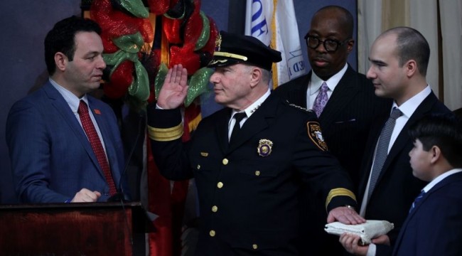 New Jersey’nin ilk Türk kökenli emniyet müdürü göreve başladı