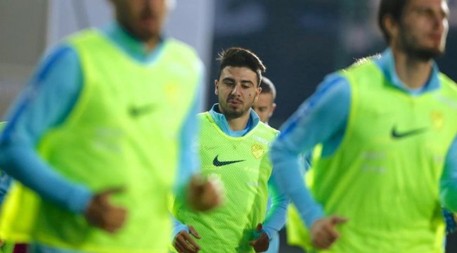 Premier Lig'den 4 takım Ozan Tufan için derbiye geliyor