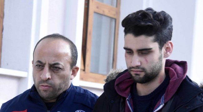 Sevgilisine şiddet uygularken öldürülen Özgür Duran'ın annesi: Madem oğlum evde dövmüş, Ayşe neden onu parka çağırmış?