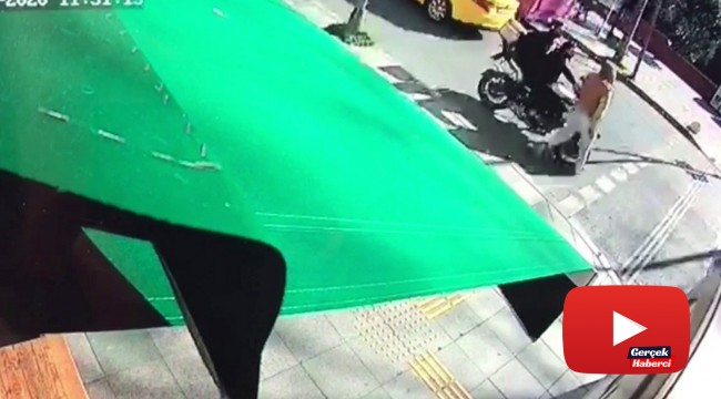 Ters yönden gelen motosiklet sürücüsü yayaya çarptı