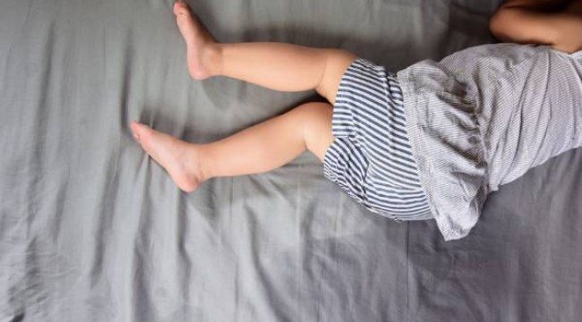 Uzmanlar çocuklarda altına kaçırma rahatsızlığına karşı uyardı