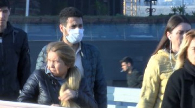 '1.5 metre mesafe' kuralına uyulmasını isteyen Korona Bilim Kurulu Üyesi Özlü: Alkolün koruyuculuğu var ama içerek değil