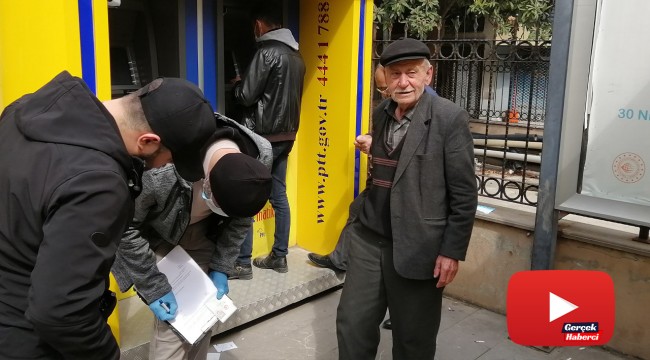 77 yaşındaki dede ikna olmadı, 'Yakışıklı çekilmek' istedi
