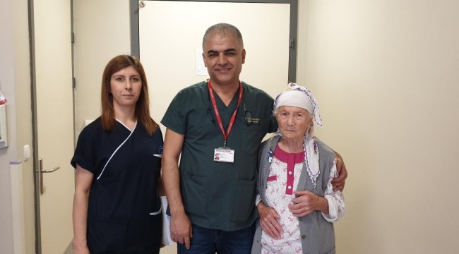 80’lik nineye yeni mide yolu