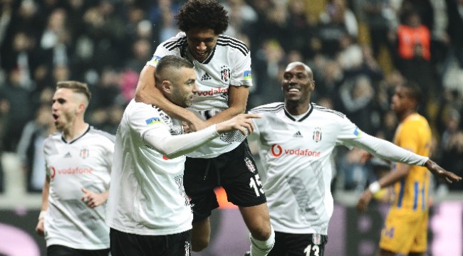 Beşiktaş derbi öncesi moral buldu
