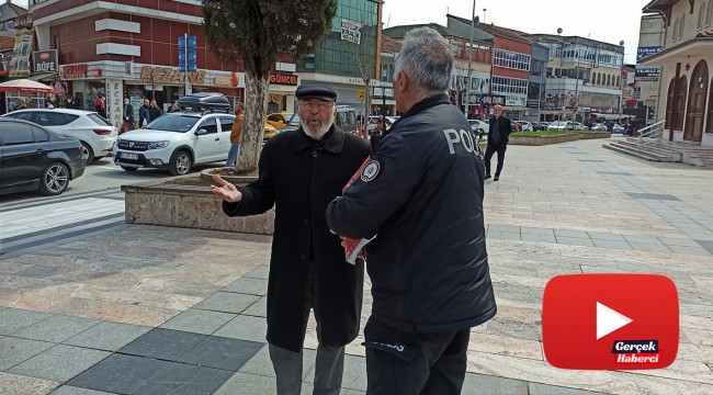 Dede sokağa çıktı polis ile tartıştı. "82 yaşındayım böyle bir şey görmedim"