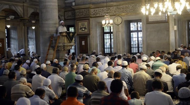 Diyanet İşleri Başkanlığı: Cuma günü camiler kapatılacak, sela okunmayacak