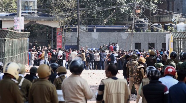 Hindistan'da radikal milliyetçi Hindu çeteler gazetecileri hedef alıyor
