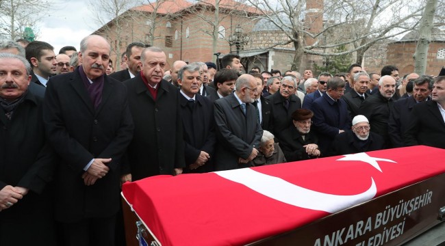 Kazan’ın cenazesi eski dostları buluşturdu: Erdoğan, Gül, Davutoğlu ve Karamollaoğlu aynı safta