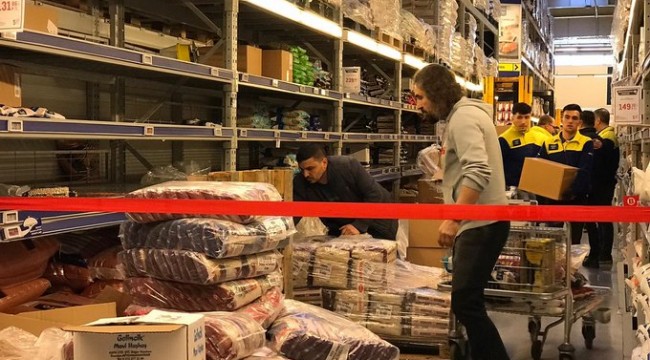 Marketlerde koronavirüs yoğunluğu devam ediyor: 'Çoğu israf olacak, belki de çöpe atılacak'