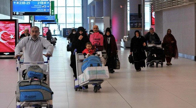 Medine’den gelen Umre yolcuları Ankara’da karantinaya alındı
