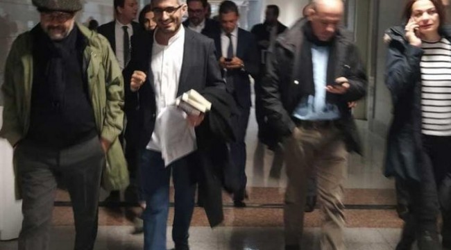 Oda TV Genel Yayın Yönetmeni Barış Pehlivan tutuklanma talebiyle mahkemeye sevk edildi