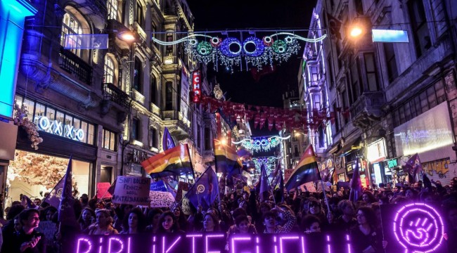 Siyasetin Gündemi Kadınlar