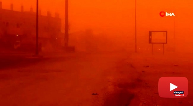 Suudi Arabistan'da toz fırtınası gökyüzünün rengi turuncuya çevirdi