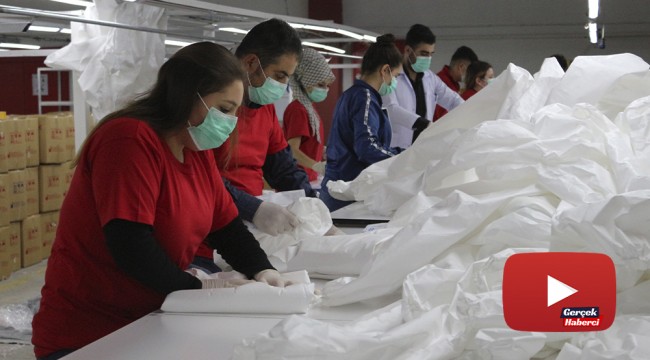 Tekstil üretimini durdurup sağlıkçılar için tulum üretmeye başladılar