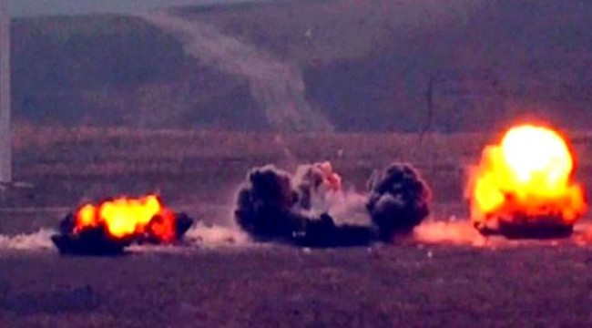 Türkiye'nin Esed'e tanıdığı sürenin dolmasının ardından çok sayıda rejim hedefi ateş altına alındı