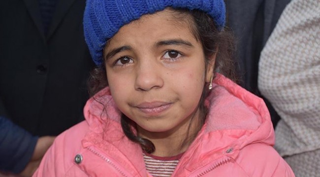 Yunanistan sınırında ailesini kaybeden 10 yaşındaki Menice, anne ve babasına kavuştu