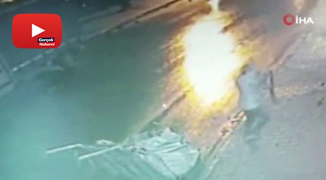 11 metrelik 2 tenteyi kağıt toplama arabasına yükleyip çaldılar