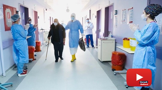 84 yaşında Koronayı yendi, alkışlarla taburcu oldu