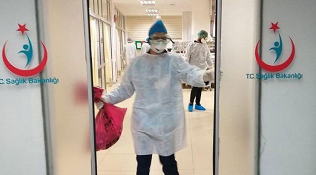 ‘Ankara’da 9 sağlık personelinin testi pozitif çıktı, testlere ara verildi’