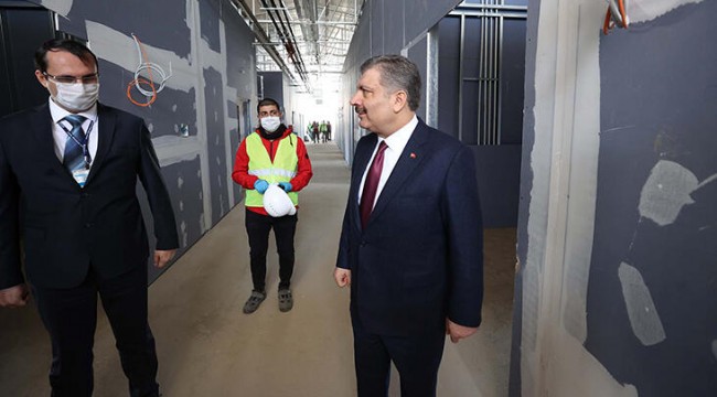 Bakan Koca Sancaktepe'de inşa edilen hastanede incelemelerde bulundu