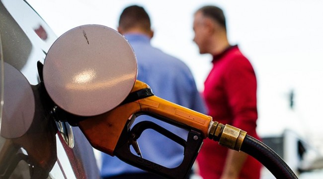 Benzine 15, motorine 10 kuruş zam