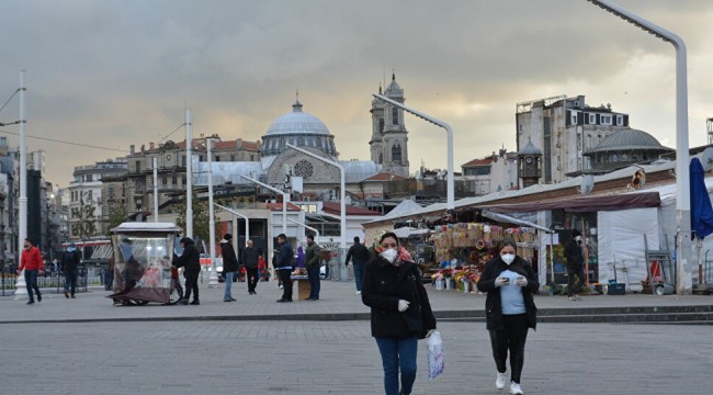 Cerrahpaşa Tıp Fakültesi Dekanı uyardı: Tedbirleri gevşetirsek tekrar başa dönme ihtimali var