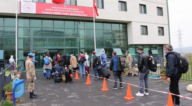 Cezayir'den gelen 299 kişi Manisa’da karantinaya alındı