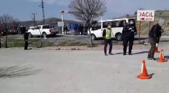 Diyarbakır'da PKK'lı teröristler, odun toplamaya giden köylülere saldırdı