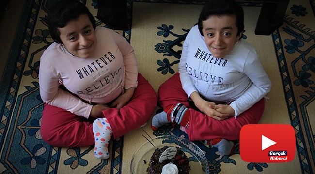 Evlerinin neşe kaynağı, Cam kemik hastası ikizler 15 yaşına girdi