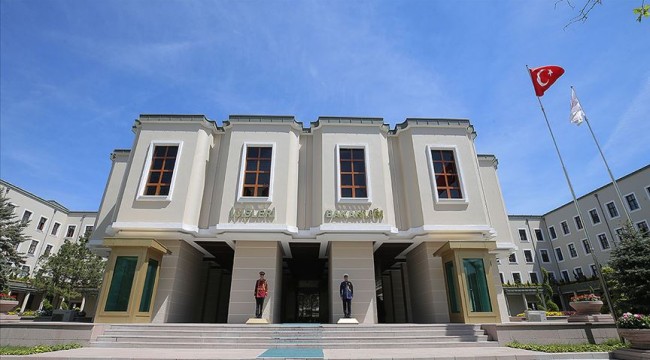 İçişleri Bakanlığı, 18-20 yaş sokağa çıkma yasağıyla ilgili istisnaları açıkladı