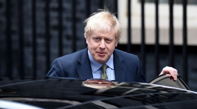 İngiltere Başbakanı Boris Johnson hastaneye kaldırıldı