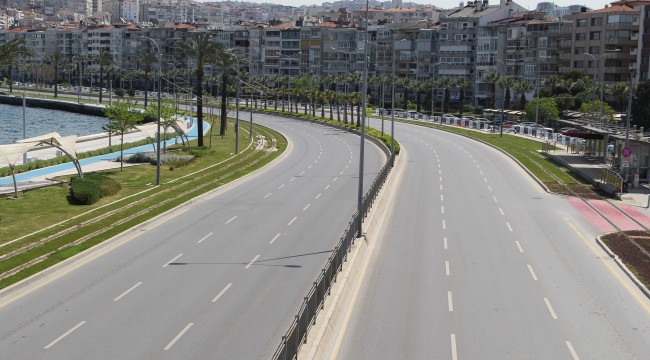 Kısıtlamanın ikinci gününde de İzmir sokaklarında sessizlik hakim
