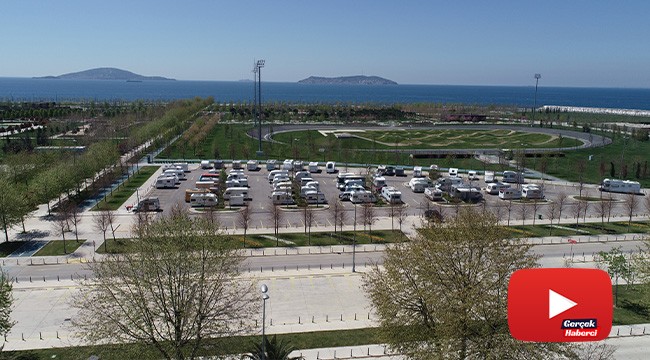 Korona virüs günlerinde vatandaşların karavanlarda yaşadığı ‘karavan parkı’ havadan görüntülendi