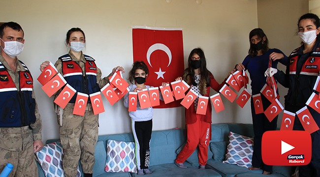 Mehmetçik, Hatice'nin Türk bayrağı talebi için seferber oldu